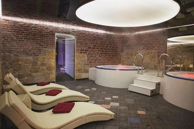 Masaże i relaks w SPA Pałacu Brunów