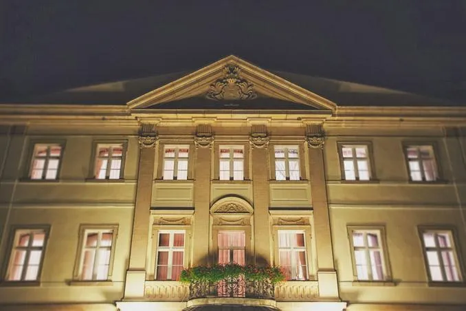 Fasada Pałacu Brunów